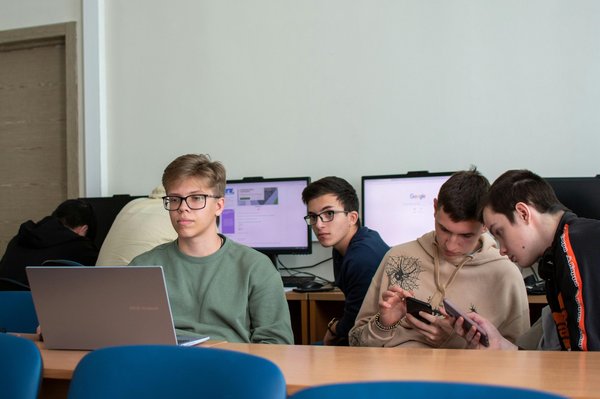École informatique à paris : formations pour un avenir brillant